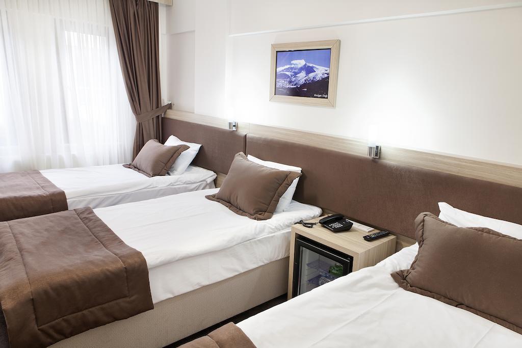 Hotel Emge Istanboel Kamer foto